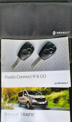 Renault Trafic cena 82900 przebieg: 184400, rok produkcji 2017 z Biała małe 704